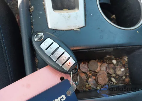 2017 Nissan Altima 2.5 Sr из США, поврежденный, VIN 1N4AL3AP8HC242771